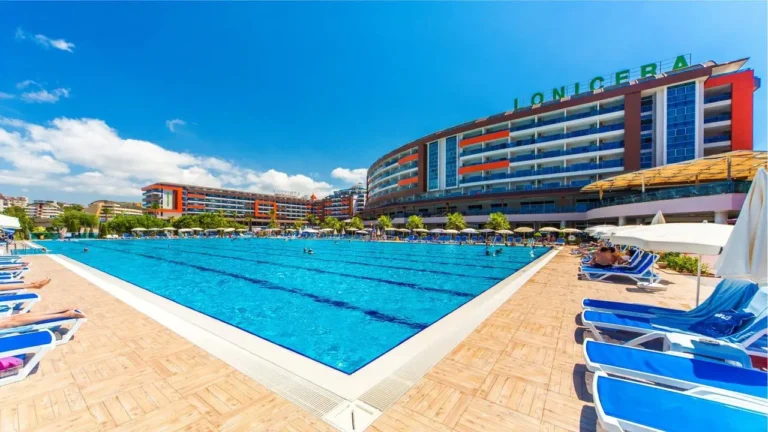 Lonicera Resort Hotel Transfer - Safe With Us