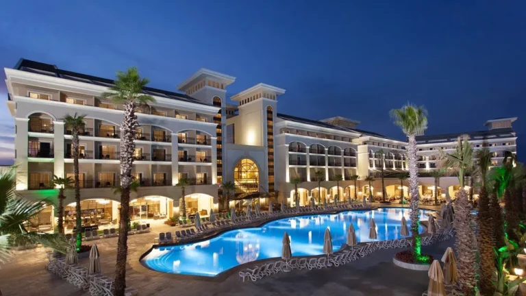 Alva Donna Exclusive Hotel Transfer - Safe With Us