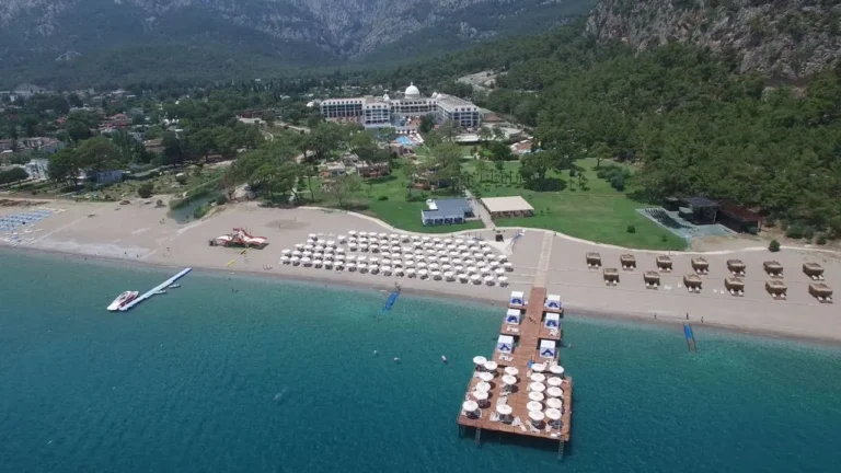 Amara Premier Palace Hotel Transfer - Safe With Us