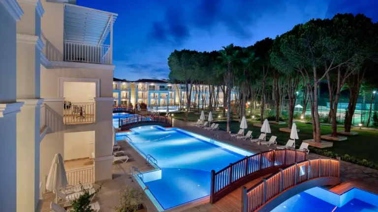 Bellis Deluxe Hotel Transfer - Safe With Us