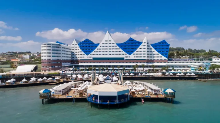 Orange County Resort Hotel Transfer - Safe With Us
