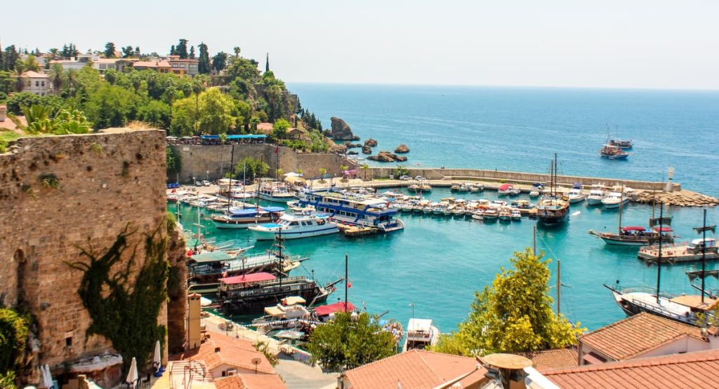 Antalya Lara For Vacation