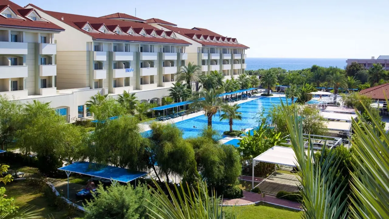 Süral Resort Hotel Transfer - Safe With Us