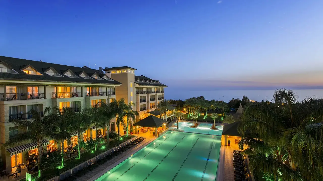 Dobedan Beach Resort Comfort Transfer: Hotel Comfort