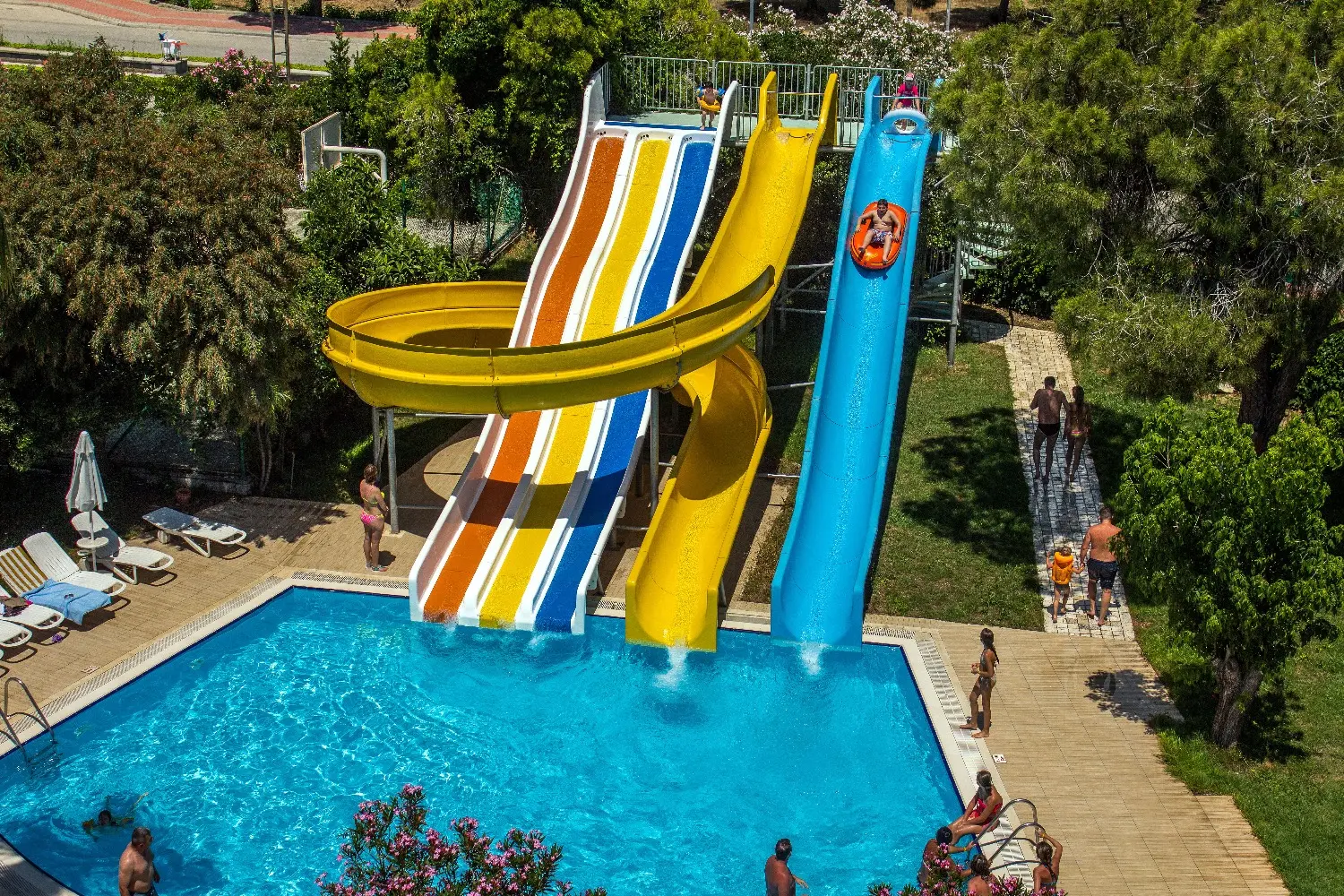 Serra Park Hotel Transfer - Safe With Us