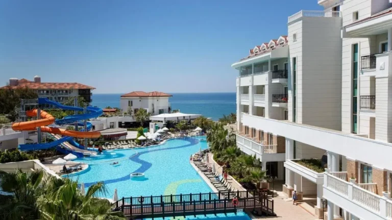 Side Alba Queen Hotel Transfer - Safe With Us