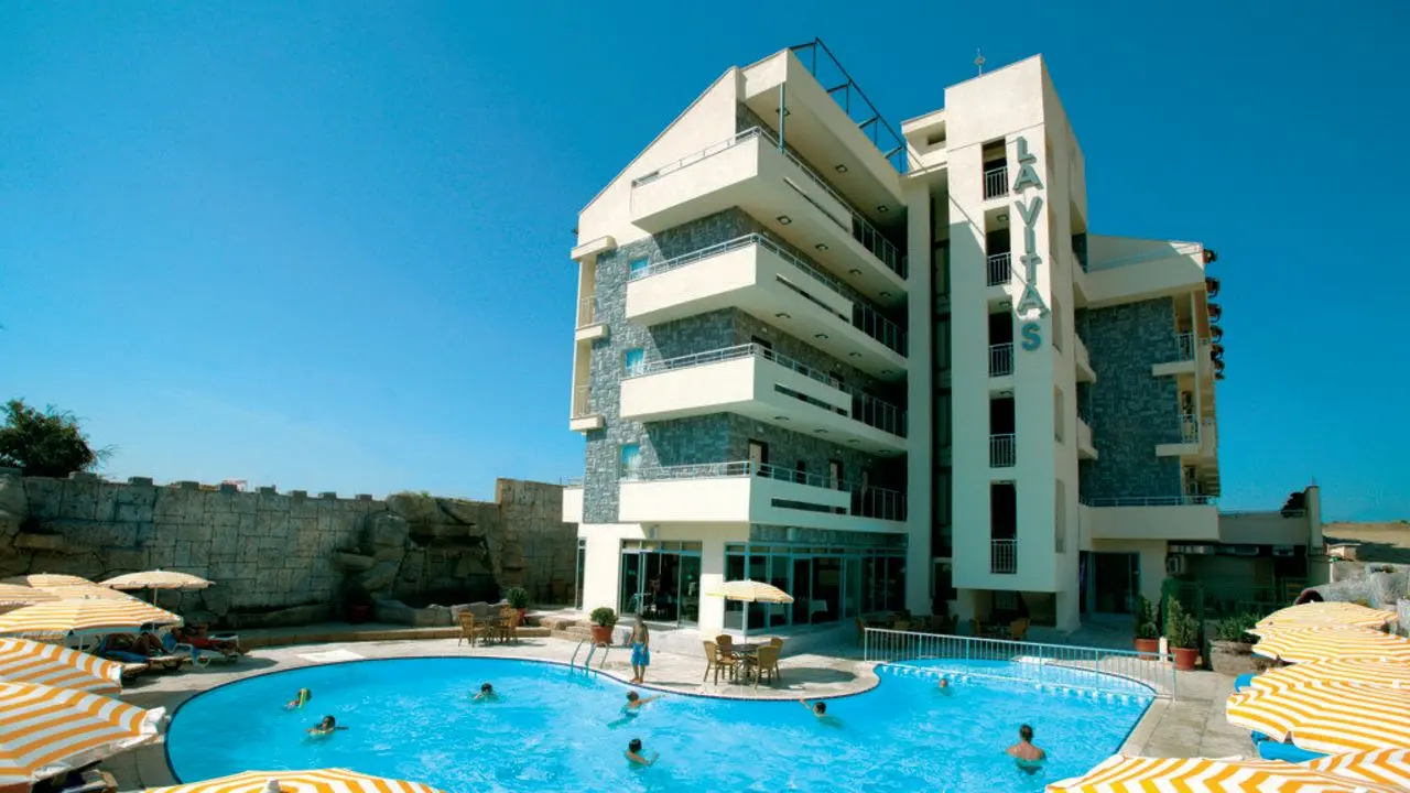 Side Lavitas Hotel Transfer - Safe With Us