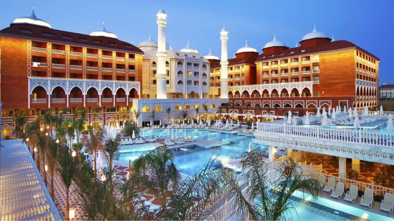 Side Royal Taj Mahal Hotel Transfer - Safe With Us