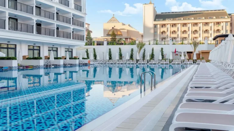 Side Royal Style Hotel Transfer - Safe With Us